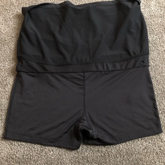 Eddie Bauer Sport | Black Skort - Picture 4 of 12